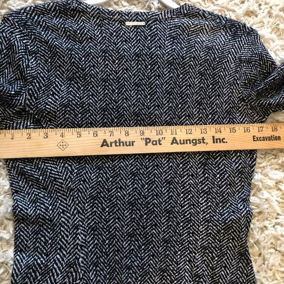 Sz S Michael Kors LS Fit & Flare Black & White Chevron Pattern Dress, Soft Comfo - Picture 5 of 7